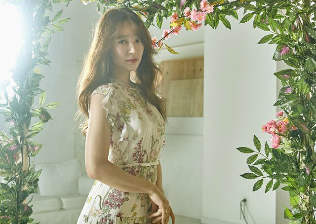 Banner Phim Cảnh Báo Tình Yêu (Fluttering Warning)