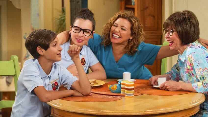 Banner Phim Sao phải nghĩ (Phần 2) (One Day at a Time (Season 2))